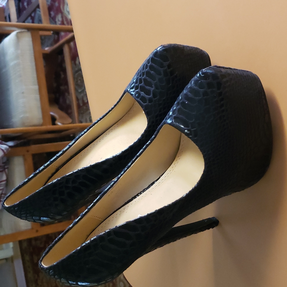 Sexy High heels Never worn